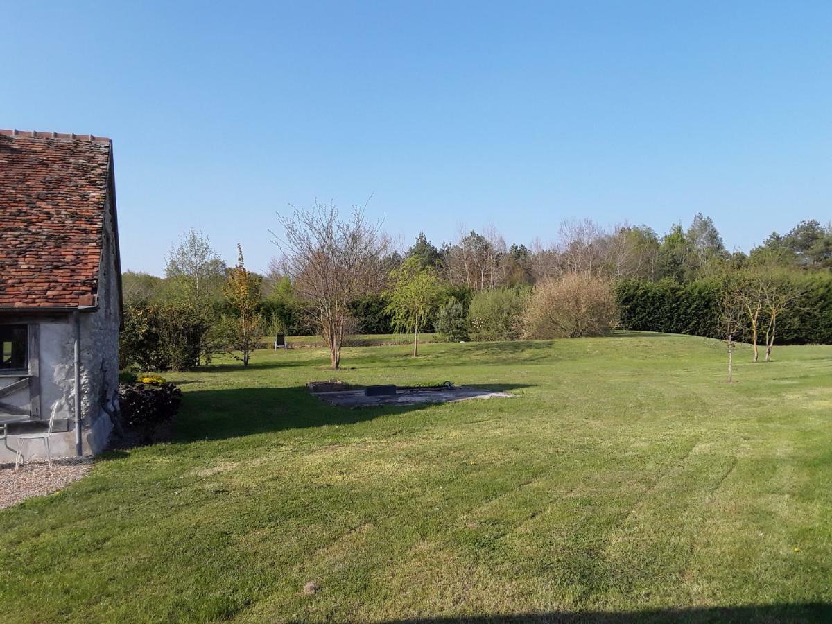 La Belviniere Chambres Et Table D'Hotes Tour-en-Sologne Exterior photo